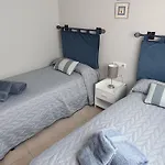 En Suenos De Iii Muy Cerca De La Playa Y Del Pueblo
