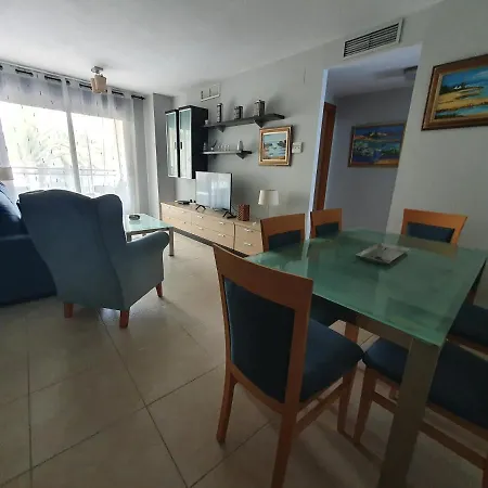En Sueños De Iii Muy Cerca De La Playa Y El Pueblo